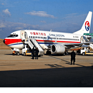 泉州晋江空运公司航空快运业稳步发展的原因是什么？